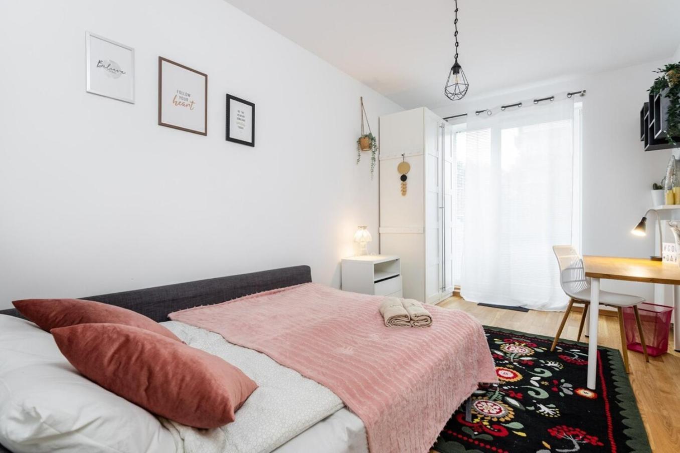 Butas Modern 70m With Private Garden Metro Warsaw