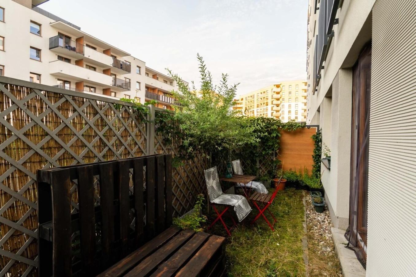 Modern 70m With Private Garden Metro Butas Warsaw